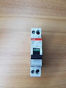 אביזרים ללוחות חשמל אביזרים ללוחות חשמל